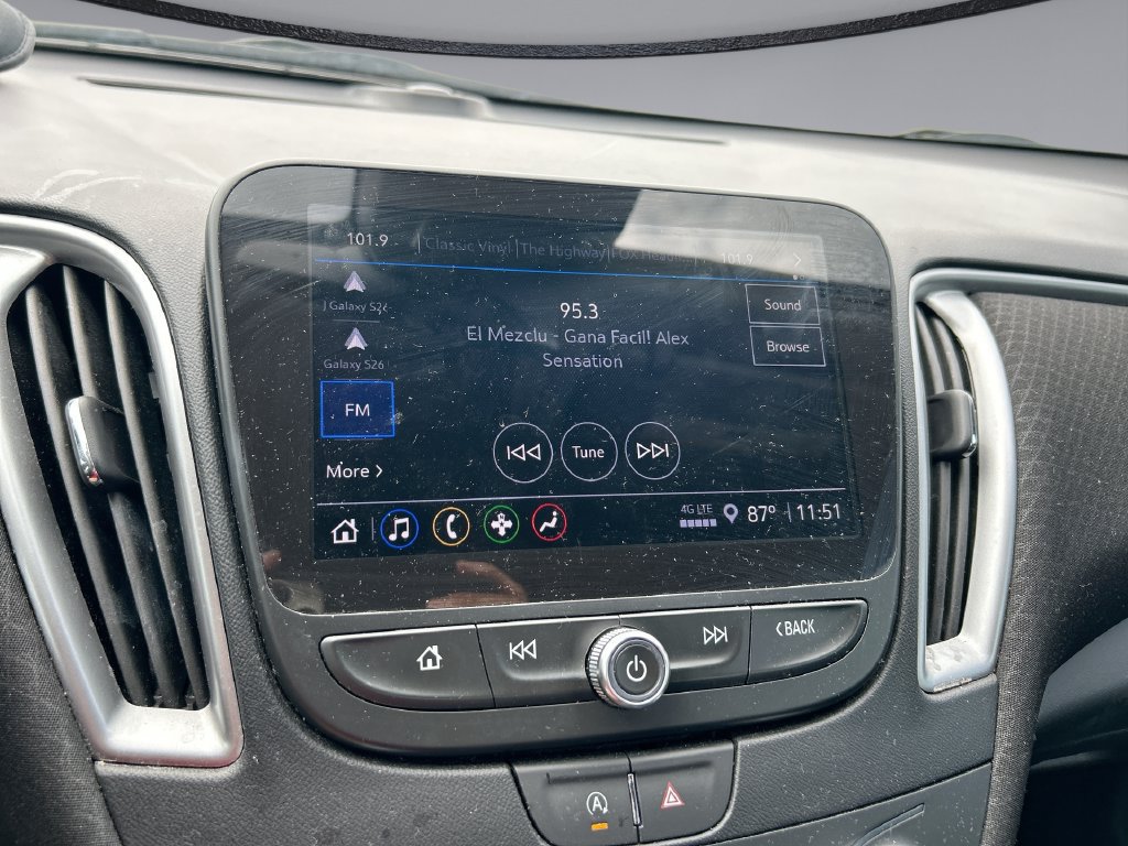 Used 2025 Chevrolet Malibu LT FWD image 22