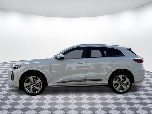 Used 2025 Audi Q5 Premium Plus AWD/4WD image 4