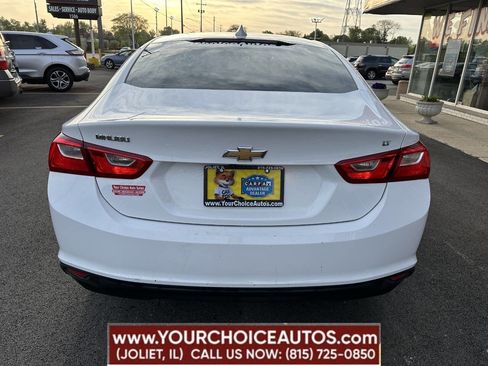 Used 2018 Chevrolet Malibu LT image 4