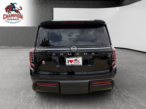 Used 2025 Nissan Armada SV RWD image 4