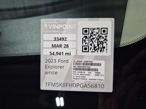 Used 2023 Ford Explorer Limited AWD/4WD image 33