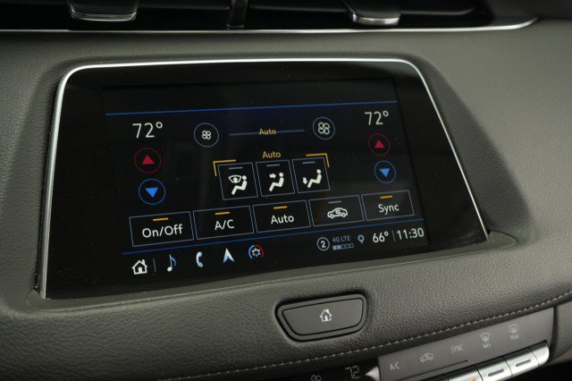 Used 2023 Cadillac XT4 Premium Luxury AWD/4WD image 36