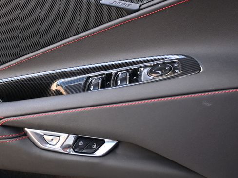 Used 2023 Chevrolet Corvette Stingray Convertible w/ 1LT image 15