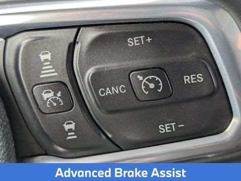 Used 2022 Jeep Wrangler Unlimited Sahara w/ Safety Group AWD/4WD image 21