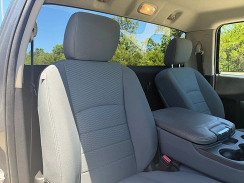 Used 2013 RAM 1500 Express AWD/4WD image 40