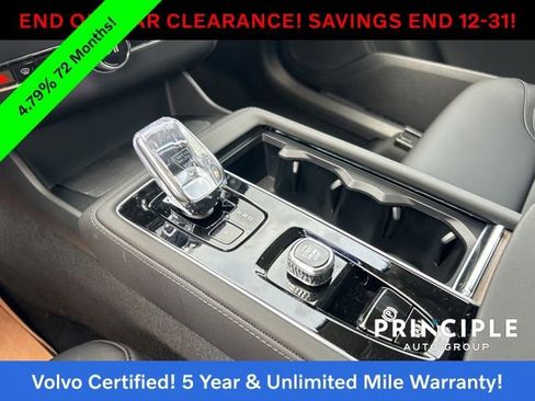 Certified 2025 Volvo XC90 T8 Core image 17