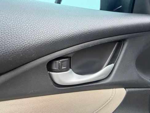 Used 2017 Honda Civic EX-T image 12