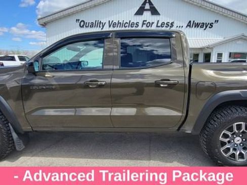 Used 2023 Chevrolet Colorado Z71 w/ Z71 Convenience Package 2 AWD/4WD image 25