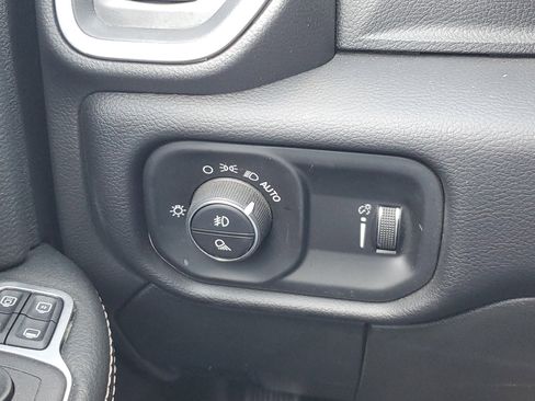 Used 2024 RAM 2500 Big Horn w/ Night Edition image 12