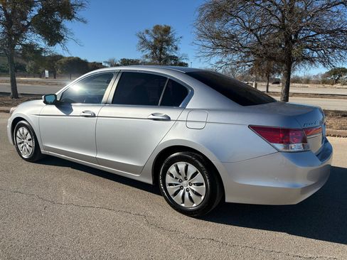 Used 2012 Honda Accord LX image 7