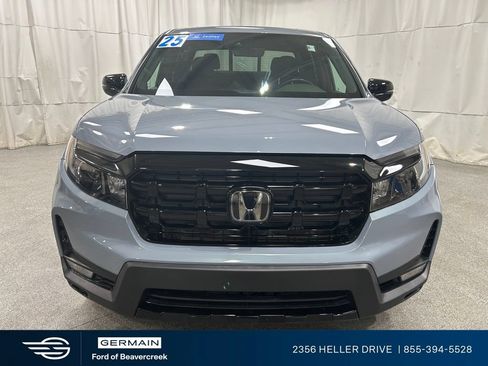 Used 2025 Honda Ridgeline Black Edition image 3