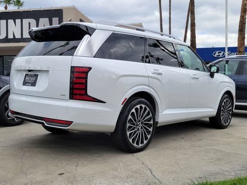 New 2026 Hyundai Palisade Calligraphy AWD/4WD image 2