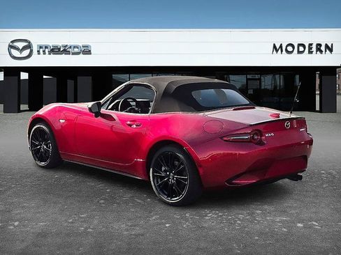 New 2026 MAZDA MX-5 Miata Club w/ Interior Package RWD image 3