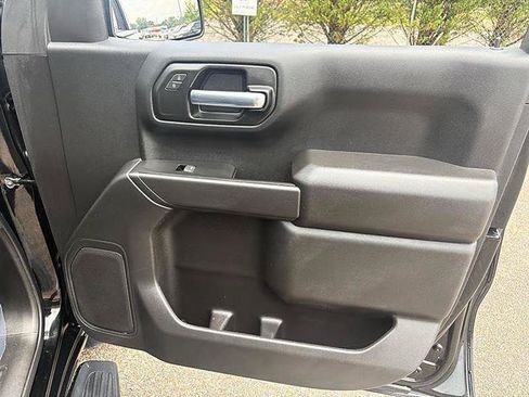 Used 2025 Chevrolet Silverado 1500 Custom RWD image 31