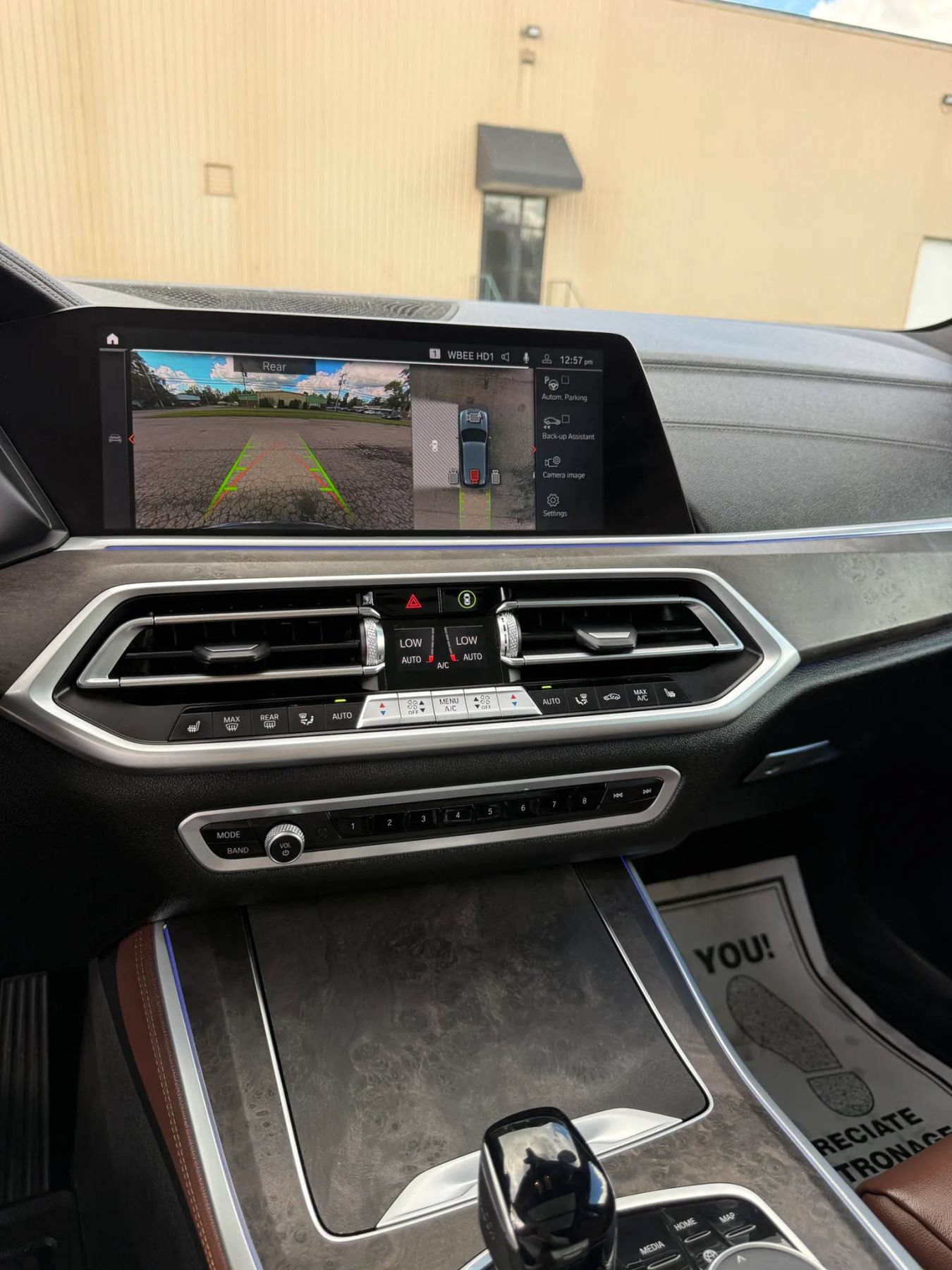 Used 2022 BMW X5 xDrive40i w/ Premium Package AWD/4WD image 29