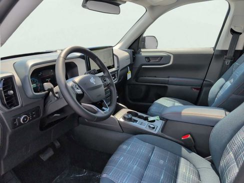 New 2025 Ford Bronco Sport Heritage w/ Convenience Package image 8