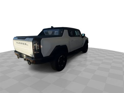 Certified 2024 GMC Hummer EV 3X w/ Extreme Off-Road Package image 8