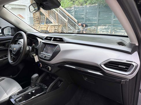 Certified 2021 Chevrolet TrailBlazer LS FWD image 25