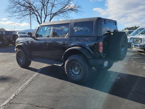 New 2025 Ford Bronco Outer Banks w/ Sasquatch Package image 11