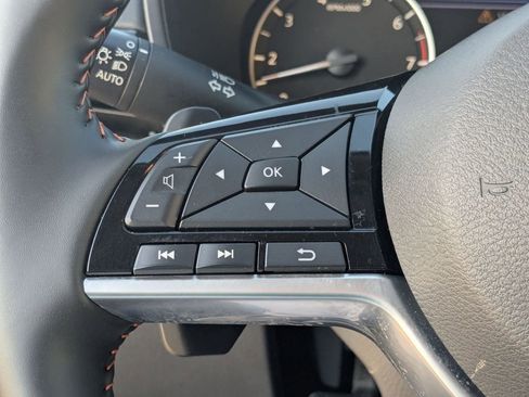 Used 2025 Nissan Altima 2.5 SR w/ SR Premium Package image 26