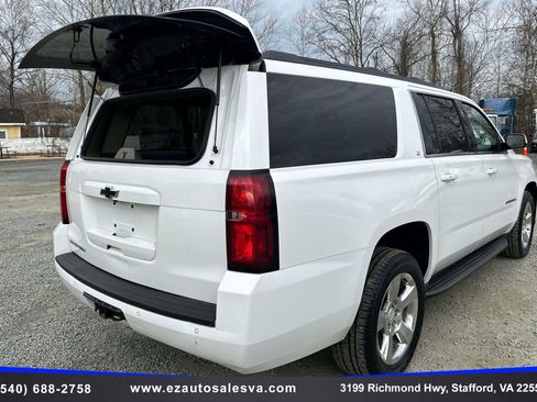 Used 2016 Chevrolet Suburban LT image 15