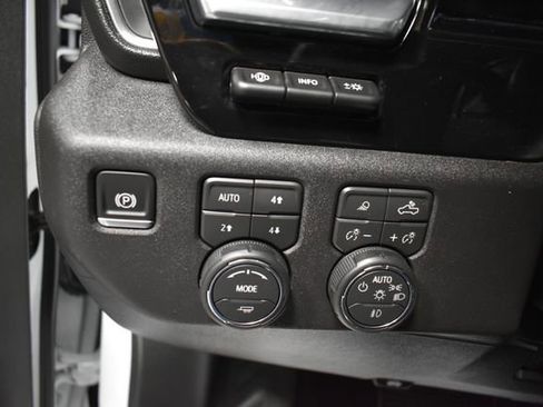 Certified 2026 Chevrolet Silverado 2500 LTZ w/ LTZ Premium Package AWD/4WD image 31