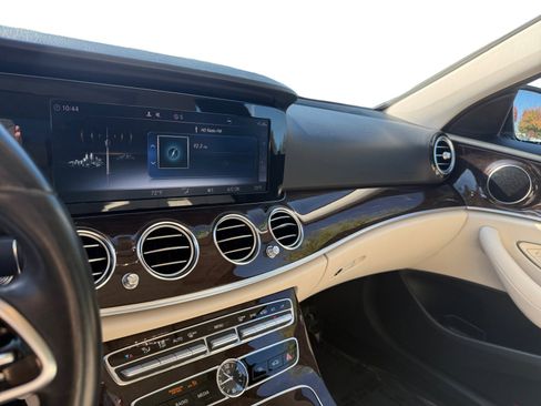 Used 2020 Mercedes-Benz E 350 Sedan image 12