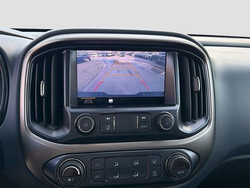 Used 2021 Chevrolet Colorado Z71 image 13