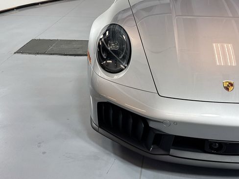 Certified 2025 Porsche 911 Carrera GTS image 27