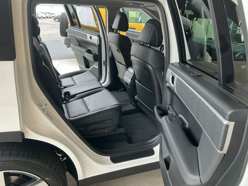 New 2026 Hyundai Santa Fe Limited AWD/4WD image 10