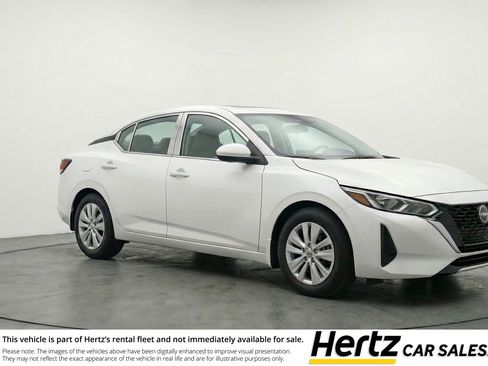 Used 2025 Nissan Sentra S FWD image 1