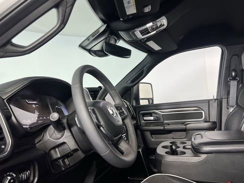 Certified 2025 RAM 2500 Laramie image 21