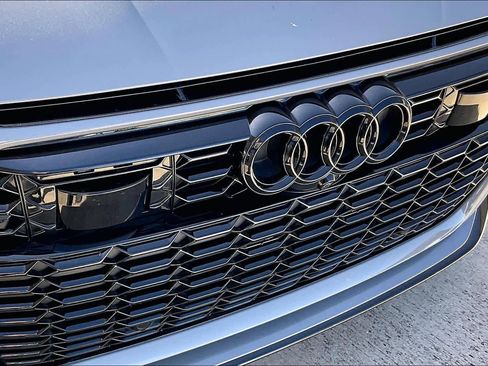 Used 2021 Audi RS 7 Sportback w/ Black Optic Package image 27