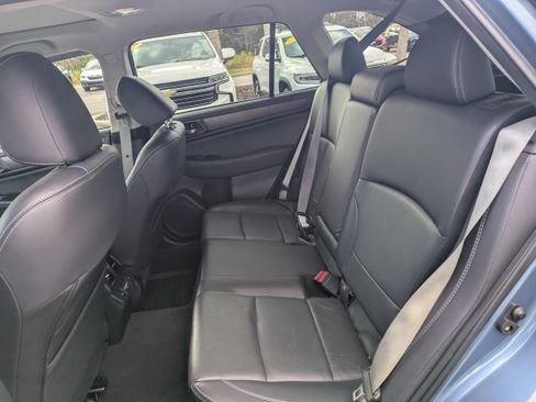 Used 2018 Subaru Outback 3.6R Limited w/ 50th Anniversary Edition image 14