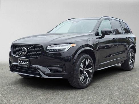 Certified 2023 Volvo XC90 T8 Plus AWD/4WD image 8