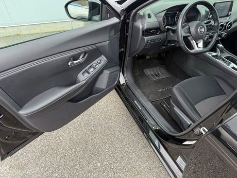 Used 2022 Nissan Sentra SV w/ Trunk Package image 15