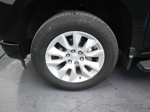 Used 2022 Chevrolet Silverado 1500 Custom RWD image 9