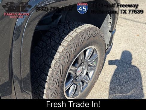 Used 2024 GMC Sierra 1500 AT4 w/ Technology Package image 7