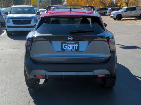 New 2026 Nissan Kicks SR w/ SR Premium Package image 5