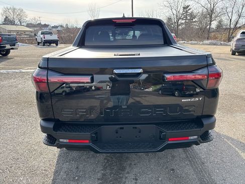 Used 2024 Hyundai Santa Cruz Night image 4