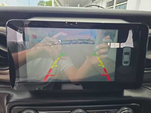 Used 2019 Jeep Wrangler Sport AWD/4WD image 18