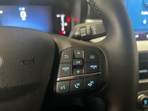 Used 2025 Ford Maverick XLT w/ XLT Luxury Package FWD image 19
