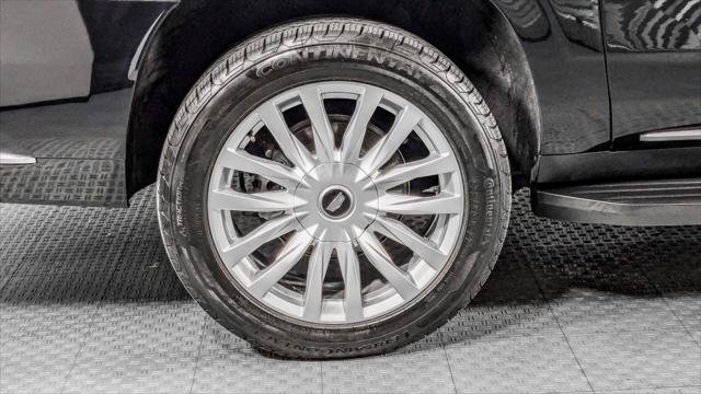 Used 2022 Cadillac Escalade ESV Luxury RWD image 32