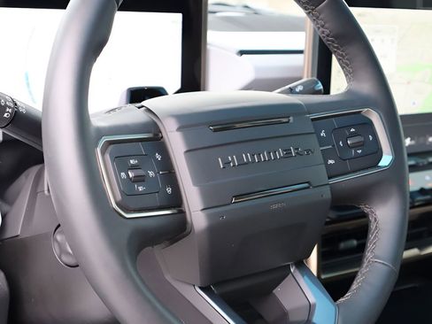Used 2025 GMC Hummer EV 3X image 20