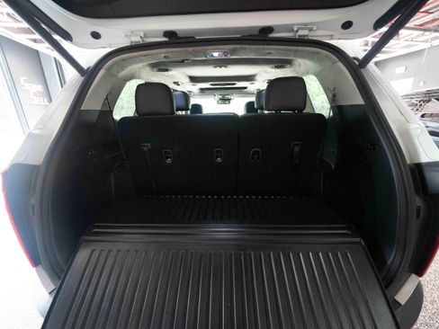 Used 2022 Kia Telluride SX w/ SX Prestige Package AWD/4WD image 28
