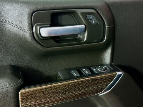 Used 2021 Chevrolet Silverado 1500 LT AWD/4WD image 20