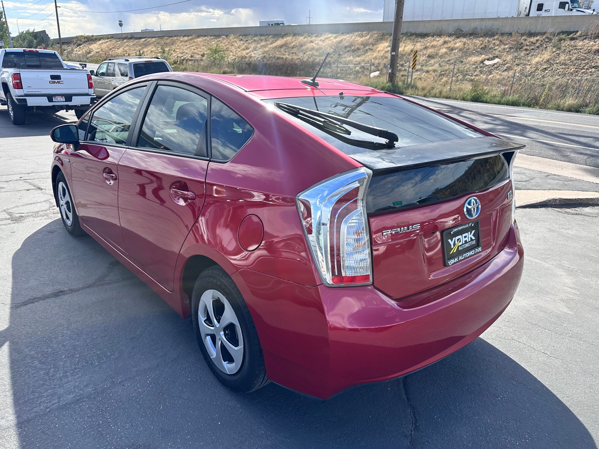 Used 2015 Toyota Prius Three FWD image 3