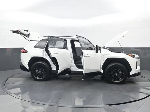 Used 2026 Toyota RAV4 SE AWD/4WD image 31