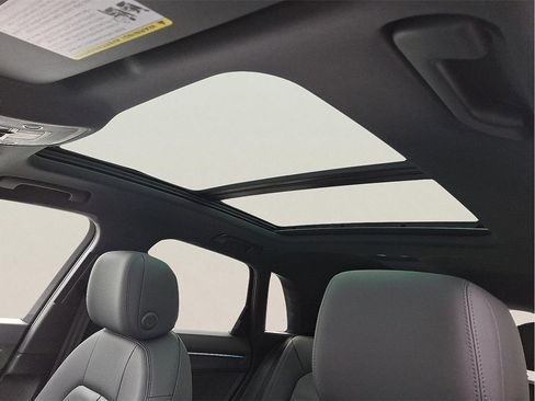 Used 2022 Audi Q3 2.0T Premium Plus w/ Premium Plus Package image 24