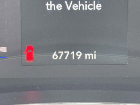 Used 2020 Chrysler Pacifica Touring-L image 25